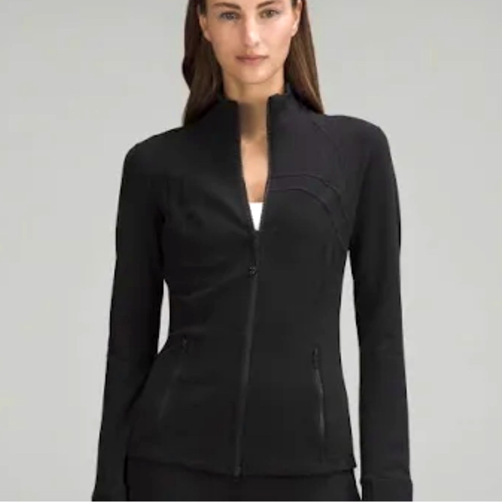 BLACK LULULEMON DEFINE JACKET SIZE 2